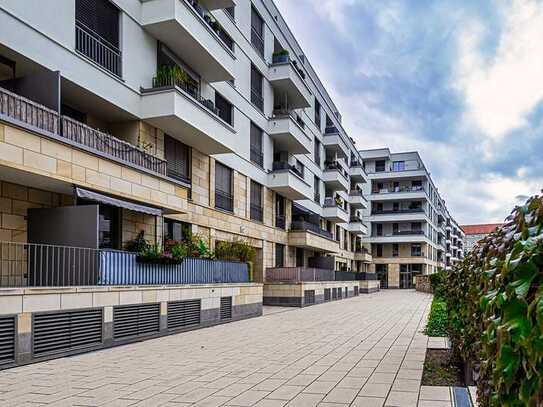 Schicke Neubauwohnung im Palais am Herzogin Garten. Mit großer Terrasse, EBK, Ankleide, Parkett,...