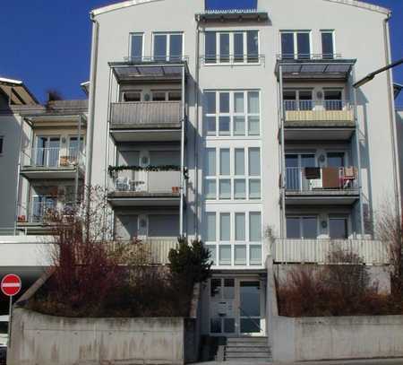 Helle 2-Zimmer-Wohnung in Gomaringen mit Blick auf die Alb