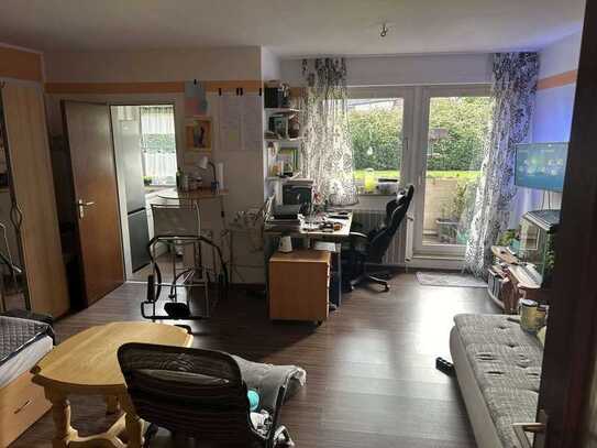 Schönes, gemütliches Appartement mit Balkon in Duisburg-Rheinhausen/Bergheim