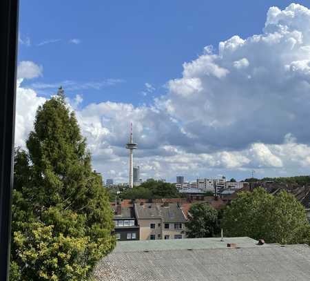 Skyline von Essen, renovierte 3-Zimmer-Wohnung in Essen