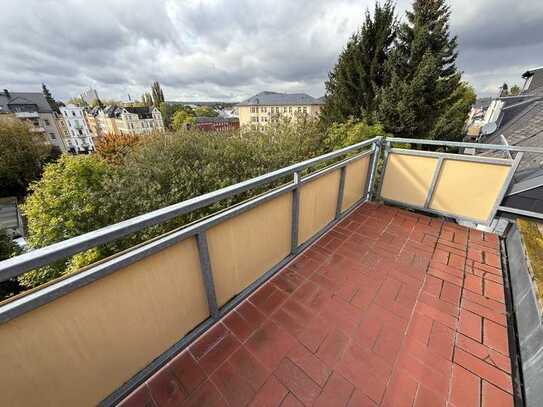 Moderner Bodenbelag großer Balkon mit Weitblick !!!