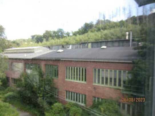 2008 m² Lager mit 4435 m² Freifläche ab sofort in Ennepetal zu vermieten