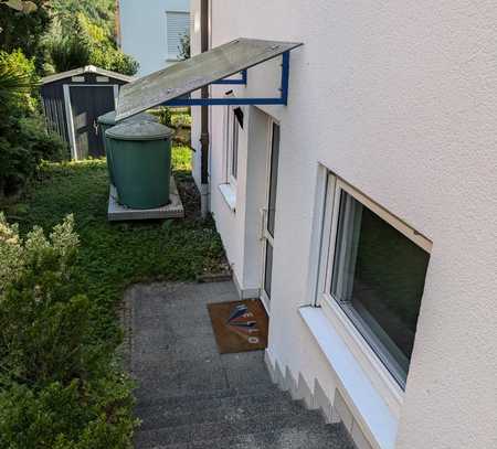 Schöne, helle Souterrain-Wohnung, teilmöbliert, Terrasse/Garten in Leutenbach