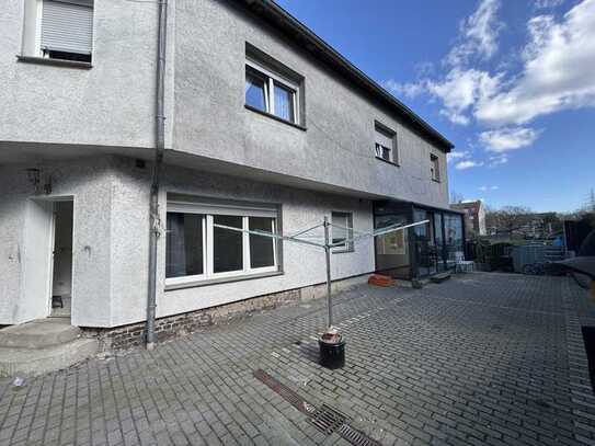 Kleine, feine, modernisierte 2-Zimmer-Wohnung in Mülheim