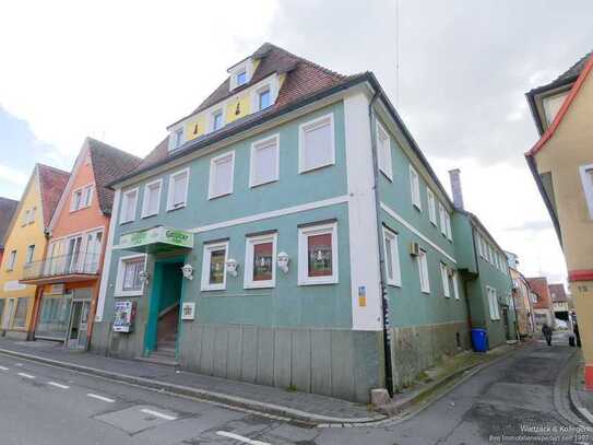 Gaststätte 
mit Wirtewohnung 
und vielen Fremdenzimmern