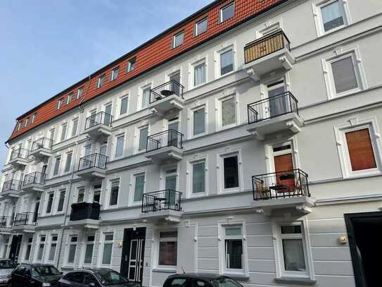 +++ helle Maisonettewohnung mit Balkon +++