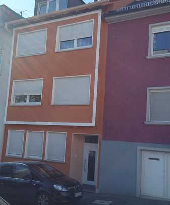 ** schöne und gemütliche 2-Zimmer-Wohnung, mit Balkon in ruhiger Wohnlage, Pf-Nordstadt **