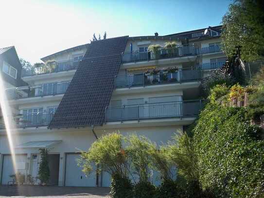 Bald frei !! Helle tolle Wohnung mit großem Balkon und top Aussicht in ruhiger Lage