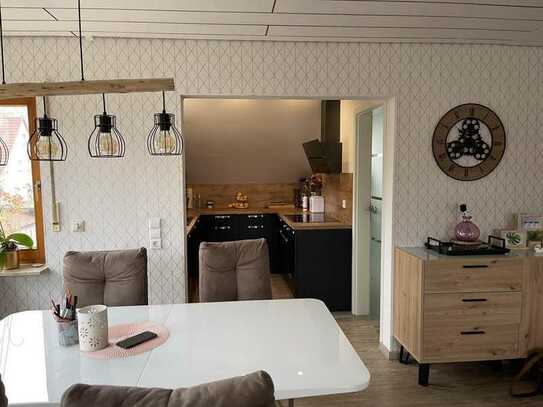 Wunderschöne 3,5 Zimmer-Dachgeschosswohnung