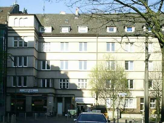 *PROVISIONSFREI* ca. 180 m² Ladenlokal mit ca. 120 m² Lager -Scharnhorststr. 50- zu verm