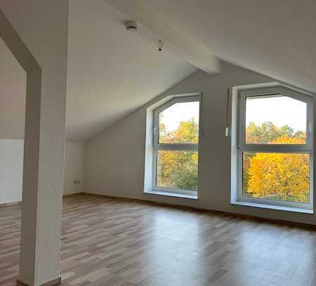 Ab sofort frei ! 3 ZKB im DG (Maisonette) mit Einbauküche und Balkon in Nordhausen/Hesserode