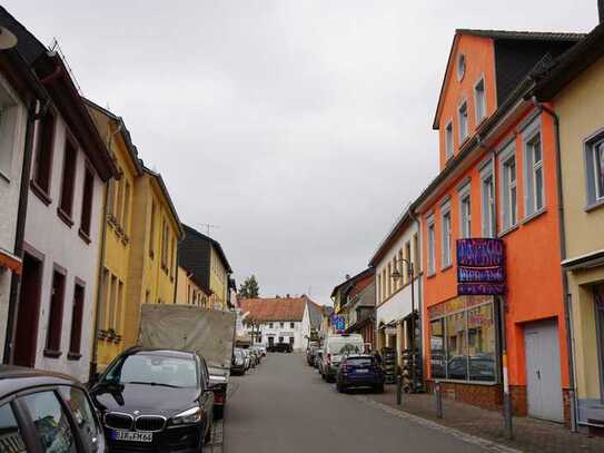 1-A Lage Wohn- und Geschäftshaus im Herzen von Baumholder