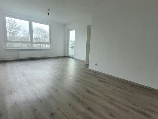 Renovierte 3-Zimmer-Wohnung mit Balkon und Aufzug!