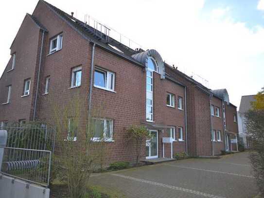 Angermund - exklusive Maisonette-Wohnung mit Penthouse-Charakter, 3 Bäder, EBK, TG Stellplatz