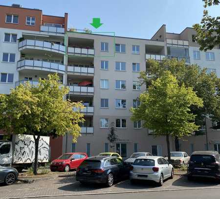 Stilvolle 3-Zimmer-Wohnung in Charlottenburg, Berlin im 5.OG