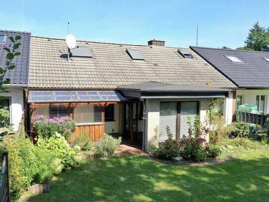 Charmantes Reihenmittelhaus mit Wintergarten und Garage