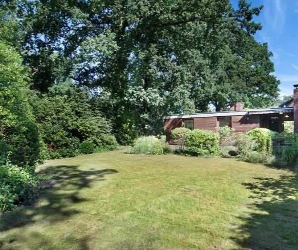Freistehendes Haus mit idyllischem Garten sucht Gartenfreunde in Rissen, Hamburg
