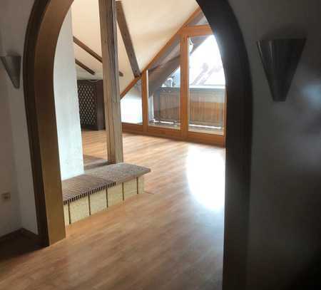 Stilvolle 2-Zimmer-Wohnung in Klosterlechfeld mit Panorama Blick