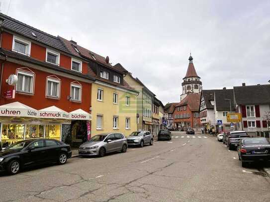 kleines Mehrfamilienhaus mit drei Wohneinheiten in der Altstadt von Gengenbach