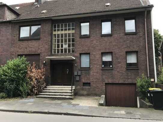 "Ideal für eine ältere Person"
2,5 Zimmer-Wohnung mit Balkon in
47137 Duisburg-Meiderich