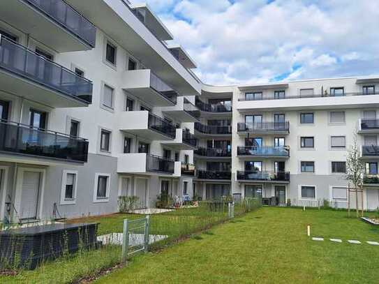 2-Zimmer-Erdgeschoss-Wohnung mit Garten und Einbauküche in Unterhaching