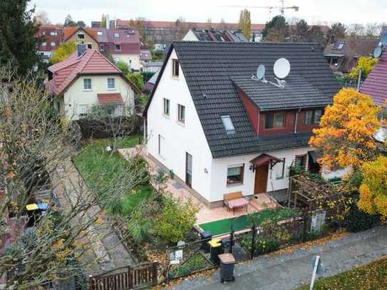 Schöne DHH im beliebten Mariendorf