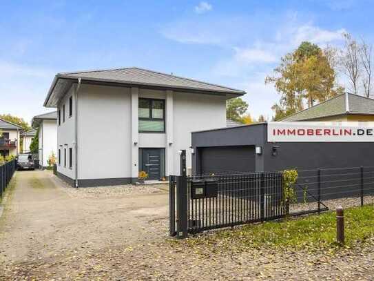 IMMOBERLIN.DE - Energieeffizientes Einfamilienhaus mit Südterrasse & Garage in naturschöner Lage