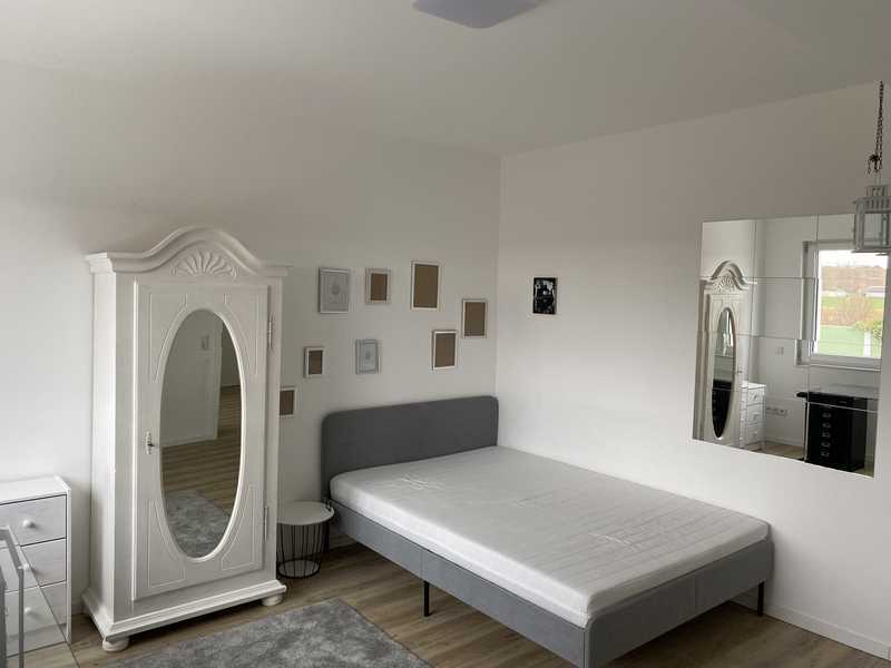                                                               Helles Zimmer in einer Wohngemeinschaft in Ro&szlig;dorf-Gundernhausen                                                       in Roßdorf (Darmstadt-Dieburg)