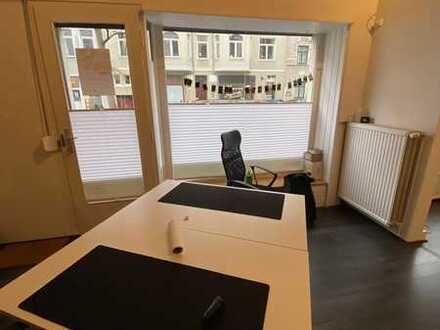 Büro / Praxisräume mit kleinem Wohnbereich in der List