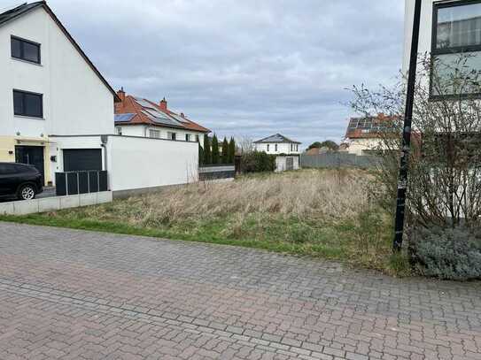 Erschlossenes Grundstück in ruhiger Ortsrandlage von Rödersheim-Gronau