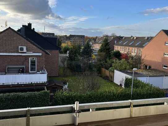 Helle Wohnung mit West-Balkon in Ratingen Tiefenbroich