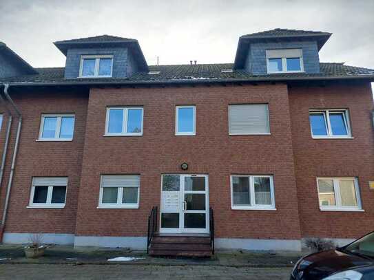 Zweizimmer-Dachgeschosswohnung mit Balkon in Zülpich-Rövenich