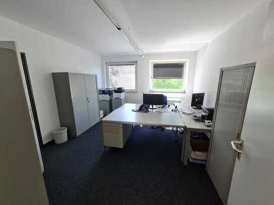Im Nobel Business Center / 17,38 m² Büro ab August 2025