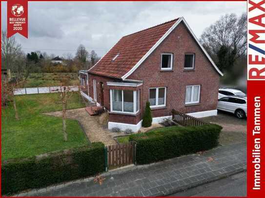 * Einfamilienhaus mit Einliegerwohnung * Fenster nahezu alle NEU * Schöne Raumaufteilung *