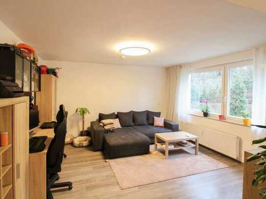 Voll saniert: Vermietete 3-Zimmer-Wohnung mit Loggia in Velbert-Oberbonsfeld