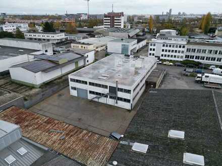 *EXKLUSIV IM ALLEINAUFTRAG* ca. 560 m² Halle + Büro zu vermieten Nähe Frankfurt-Ost