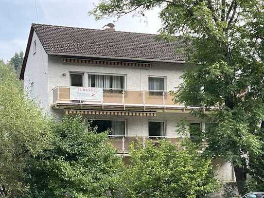 *TOPP-ANGEBOT* Großzügiges ZWEIFAMILIENHAUS - ca. 330 m2 Wohn-/Nutzfl., massiv und solide gebaut!