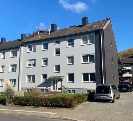 Schöne EG-Wohnung m. Balkon in beliebter Lage u. angenehmer Hausgemeinschaft,jetzt Chance ergreifen!