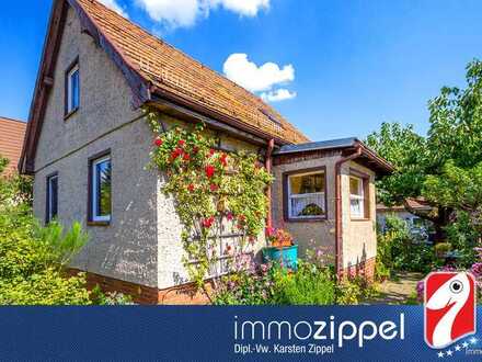 EFH zur Modernisierung in Friedrichsfelde: Bj.ca.1937, 4 Zi., Kü., Bad, Garage auf 510 m² Grundstück