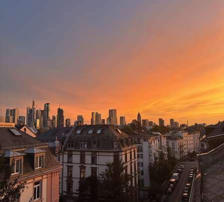 Langfristie Untermiete: Schöne DG-Wohnung mit Skylineblick