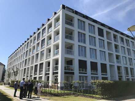 3-Zimmer-Wohnung, direkt Am Schlosspark 1/3 mit großem Balkon und Dachterrasse