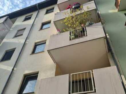 Moderne-Wohnung mit Flair | MA-Central-City | 11 FH | 2-3 ZKBB | 60 qm | Garage | Balkon | Neuwertig