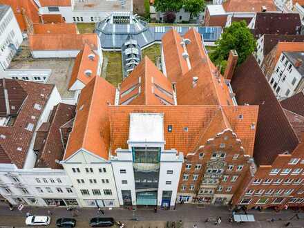 Lichthof: Gut geschnittene Handelsfläche in zentraler Lage