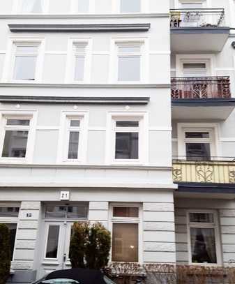 ALTBAU 2-Zimmer-Wohnung Eimsbüttel 1. OG 2 ZKB, Balkon, 45 qm, saniert in 2017, VON PRIVAT