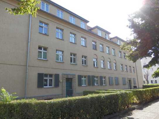 +Praktischer Grundriss++Kleine Familienwohnung sucht neue Mieter++Mit PKW-Stellplatz+