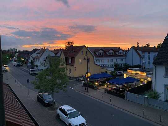 Traumhaft schöne 3 ZKB in Maintal Dörnigheim mit Dachterrasse mit einem Penthouse über den Dächern..