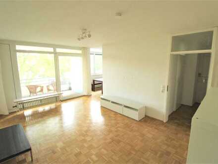 Charmante 2-Zi.-Wohnung im beliebten DD-Niederkassel mit Balkon zum Innenhof! Solide Kapitalanlage!