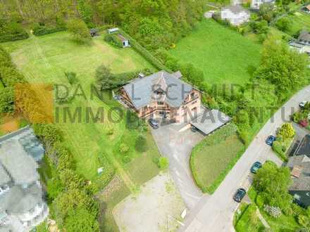 All-Inclusive: Dreifamilienhaus, Bau- und Waldgrundstück in beliebter Wohnlage von Bergneustadt