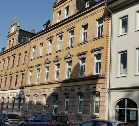 1 Raum-Appartement, ca. 30 m², hell und freundlich, mit Singl-Küche und Waschmaschine