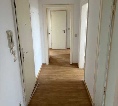 4-Zimmer Wohnung in zentraler Lage